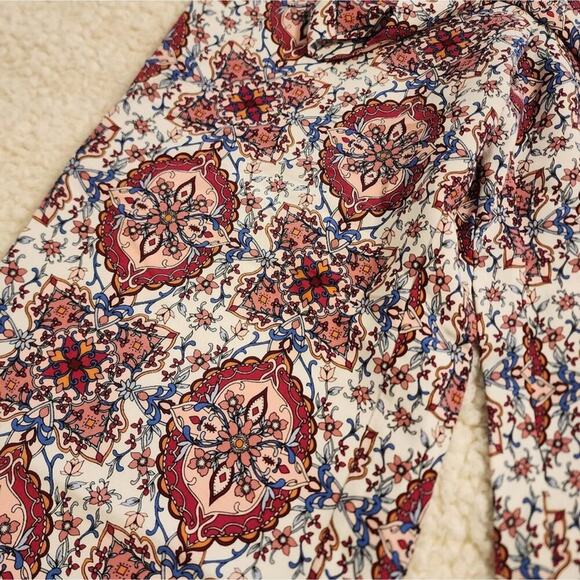 Loft fluid wide leg Medallion cropped pants size medium - Picture 5 of 12
